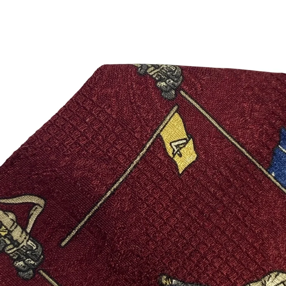 HUNT‎ CLUB Mens Italian Silk Tie Burgundy Golf Theme Wide Classic Luxury VTG